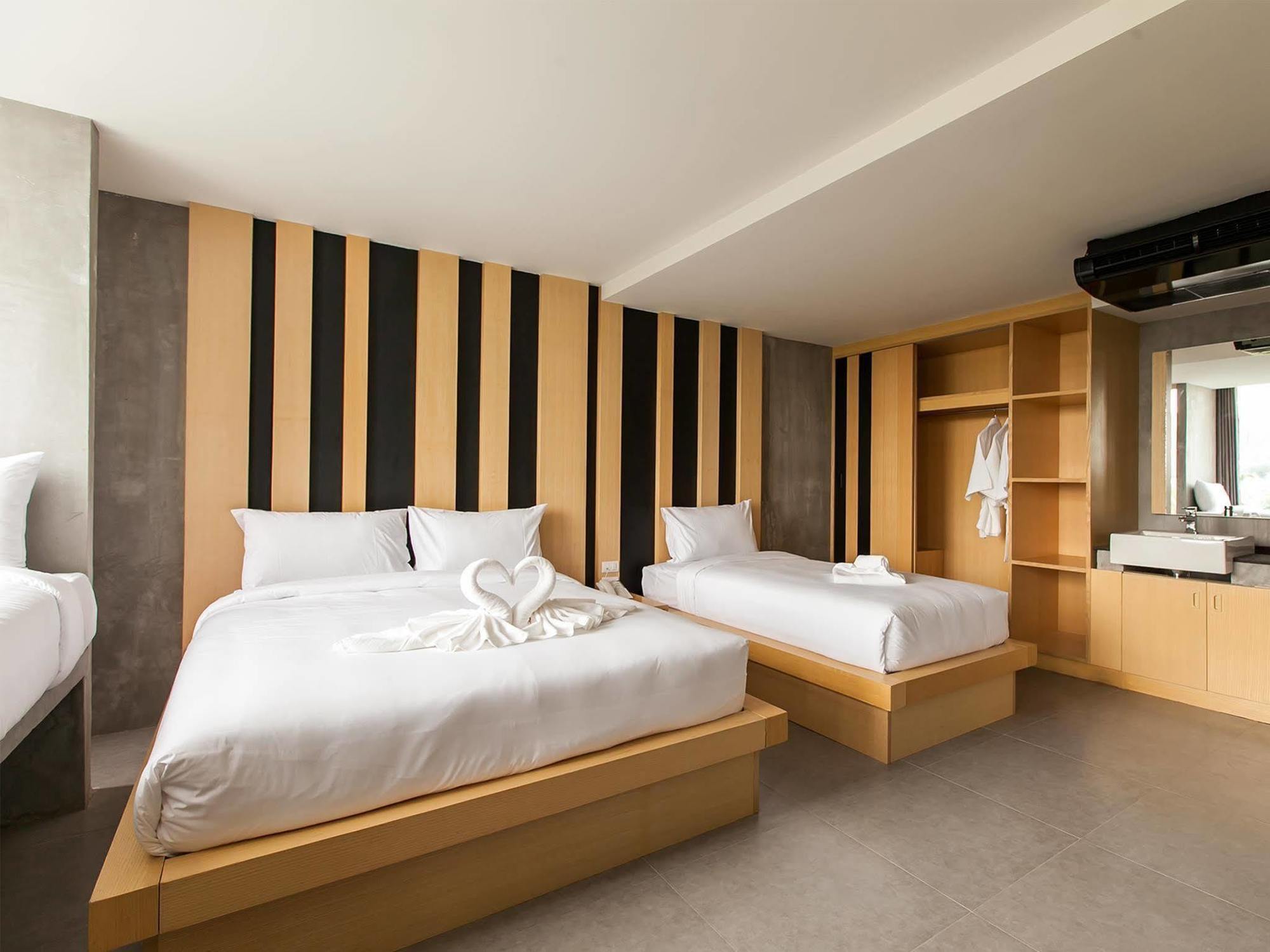 B2 Phuket Boutique & Budget Hotel Exteriör bild