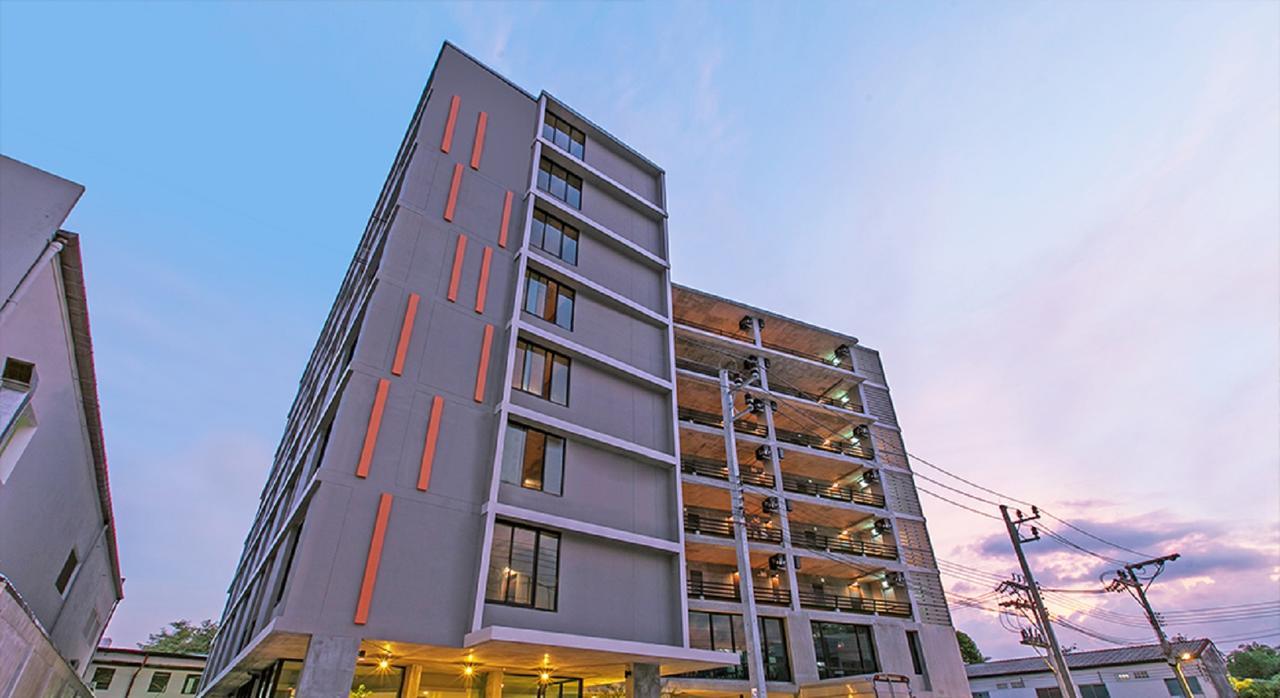 B2 Phuket Boutique & Budget Hotel Exteriör bild